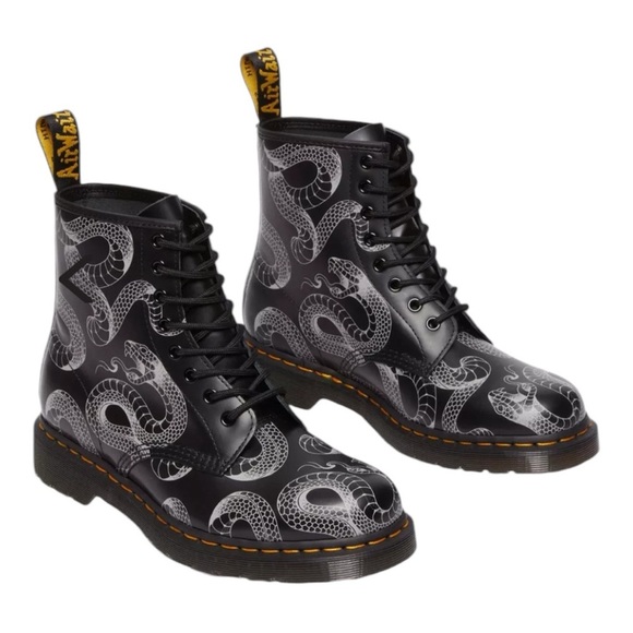 Dr. Martens Shoes - DR MARTENS 1460
SERPENT
PRINT
LEATHER
LACE UP
BOOTS Snake Shoes NEW Size 37‎ 5 6
